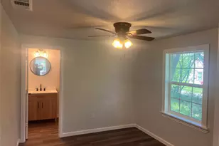 521 Morgan St, Bonham, TX 75418 - Photo 13