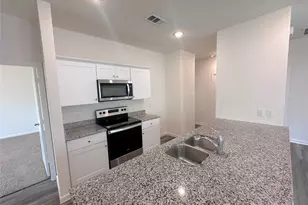 1640 Hossler Trl, Fort Worth, TX 76052 - Photo 9