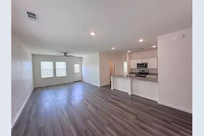 1640 Hossler Trail, Fort Worth, TX 76052 - Photo 5