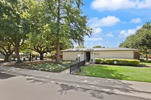 13752 Flagstone Ln, Dallas, TX 75240 - Photo 23