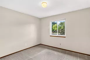 3302 Ivanhoe Ln, Garland, TX 75044 - Photo 27