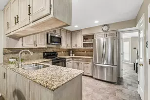 3101 Becky Ct, Garland, TX 75044 - Photo 9