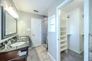 1813 Canyon Ridge St, Fort Worth, TX 76131 - Photo 13