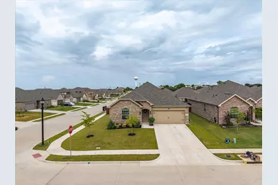 326 Texas Trail, Justin, TX 76247 - Photo 3