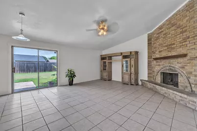 6705 Greenfield Drive, Arlington, TX 76016 - Photo 27