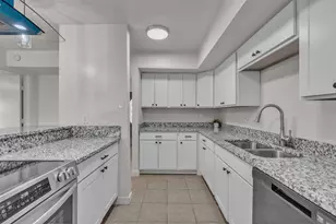 6705 Greenfield Dr, Arlington, TX 76016 - Photo 7