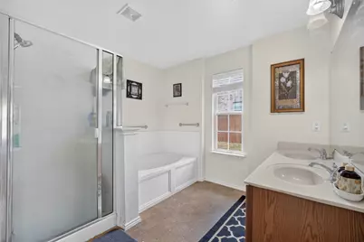 119 Matamoros Street, Grand Prairie, TX 75051 - Photo 29