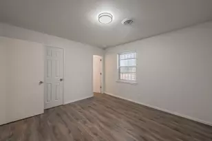 2021 Glenhaven, Haltom City, TX 76117 - Photo 29