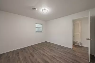2021 Glenhaven, Haltom City, TX 76117 - Photo 31
