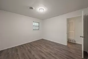 2021 Glenhaven, Haltom City, TX 76117 - Photo 31
