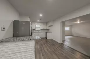 2021 Glenhaven, Haltom City, TX 76117 - Photo 19