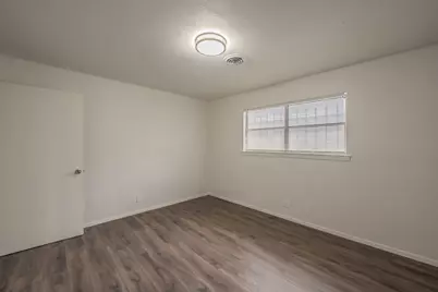2021 Glenhaven, Haltom City, TX 76117 - Photo 13
