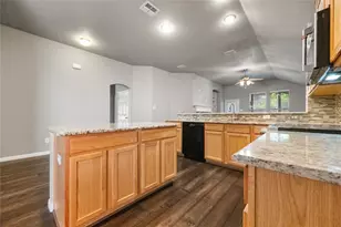 1003 Kimbro Dr, Forney, TX 75126 - Photo 9