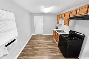 2714 Kavasar Dr, Dallas, TX 75241 - Photo 11