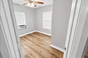 2714 Kavasar Dr, Dallas, TX 75241 - Photo 17