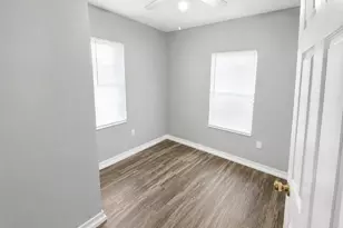 2714 Kavasar Dr, Dallas, TX 75241 - Photo 13