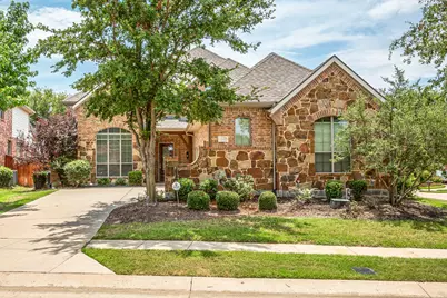 900 Fannin Drive, Lantana, TX 76226 - Photo 1