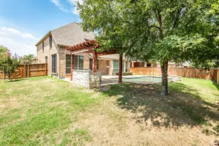 900 Fannin Dr, Lantana, TX 76226 - Photo 3