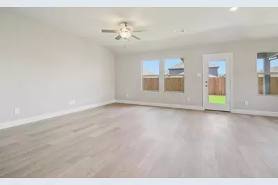 1932 Tradition Dr, Seagoville, TX 75159 - Photo 5