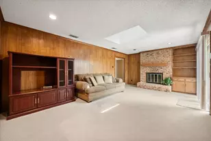 1104 Arlena Dr, Arlington, TX 76012 - Photo 5
