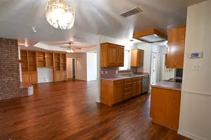2951 N Trinity St, Decatur, TX 76234 - Photo 7
