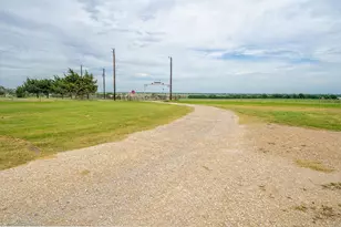 1010 Co Rd 382, Era, TX 76238 - Photo 5