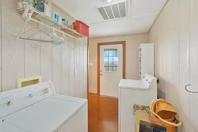 1010 County Road 382, Era, TX 76238 - Photo 19