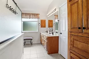 114 Bolivar Dr, Weatherford, TX 76085 - Photo 11
