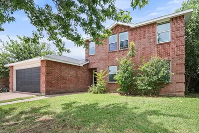 1409 Blazing Star Trail, Burleson, TX 76028 - Photo 3