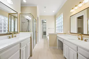 6825 Oak Park Ln, Plano, TX 75023 - Photo 37