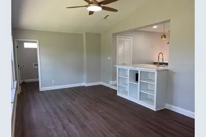 741 NW 14th Street, Grand Prairie, TX 75050 - Photo 7