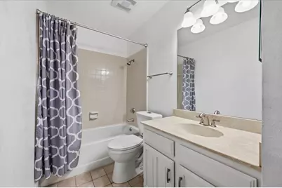 829 W Crossland Boulevard, Grand Prairie, TX 75052 - Photo 25