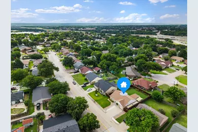 829 W Crossland Boulevard, Grand Prairie, TX 75052 - Photo 39
