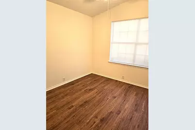 1802 Berkeley Drive, Glenn Heights, TX 75154 - Photo 11