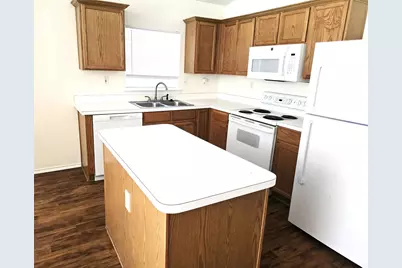 1802 Berkeley Drive, Glenn Heights, TX 75154 - Photo 3