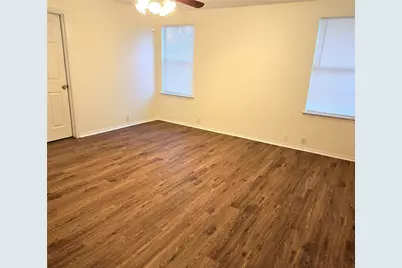 1802 Berkeley Drive, Glenn Heights, TX 75154 - Photo 7
