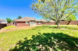 2210 Green Mere Dr, Arlington, TX 76001 - Photo 19