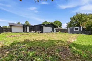 11348 Carissa Dr, Dallas, TX 75218 - Photo 33