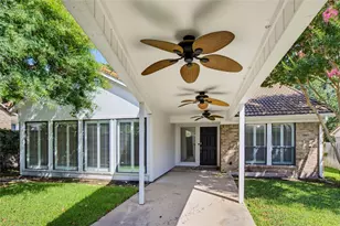 54 Legend Rd, Benbrook, TX 76132 - Photo 3