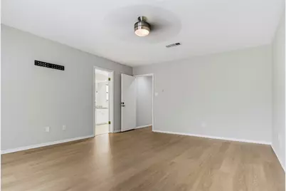 54 Legend Road, Benbrook, TX 76132 - Photo 21