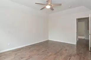 923 Kathryn Dr, Lewisville, TX 75067 - Photo 15