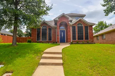 923 Kathryn Drive, Lewisville, TX 75067 - Photo 1