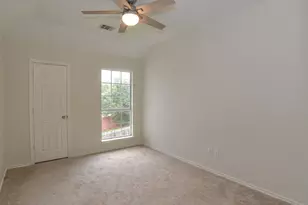923 Kathryn Dr, Lewisville, TX 75067 - Photo 23