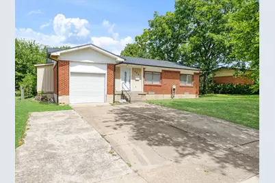 706 N Carrier Parkway, Grand Prairie, TX 75050 - Photo 3