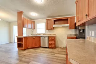 18531 Doubletree Dr, Justin, TX 76247 - Photo 7