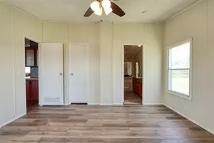 18531 Doubletree Dr, Justin, TX 76247 - Photo 13