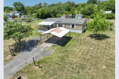 18531 Doubletree Drive, Justin, TX 76247 - Photo 3