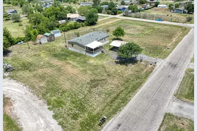 18531 Doubletree Drive, Justin, TX 76247 - Photo 29