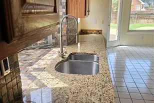 2720 Springhill Dr, Grapevine, TX 76051 - Photo 17