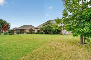 3545 Abes Landing Dr, Granbury, TX 76049 - Photo 11